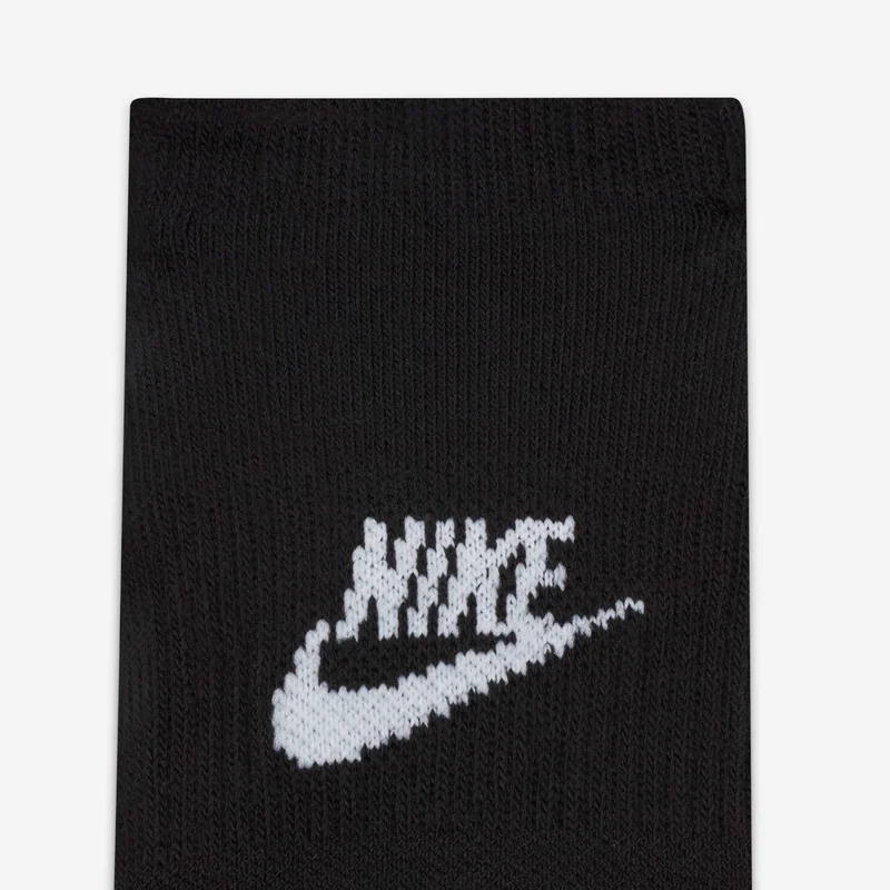 Nike Men's Everyday Plus Cushioned Footie Socks (3 Pack)